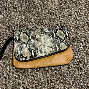 Snake skin clutch wristlet